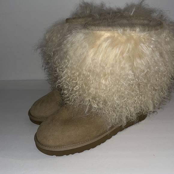 Women’s UGG Classic Short Mongolian Cuff Sand Boots #6 - Picture 10 of 10